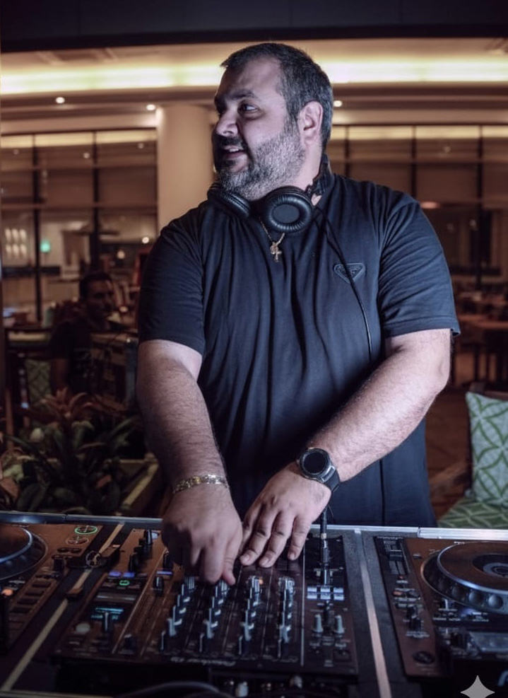 DJ Tareq Professional Image